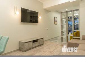 4-к квартира, вторичка, 160м2, 1/6 этаж