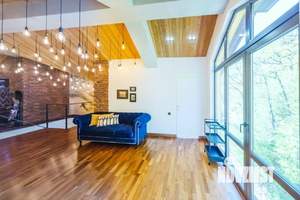 3-к квартира, вторичка, 200м2, 4/6 этаж