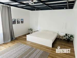 4-к квартира, вторичка, 130м2, 3/3 этаж