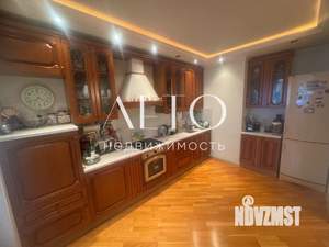 2-к квартира, вторичка, 125м2, 16/20 этаж