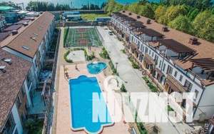 3-к квартира, вторичка, 165м2, 3/3 этаж