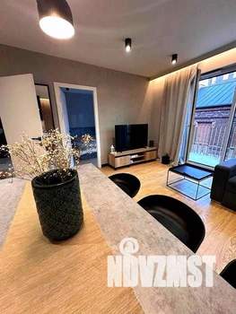 2-к квартира, вторичка, 55м2, 3/5 этаж
