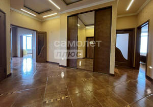 3-к квартира, вторичка, 148м2, 2/3 этаж