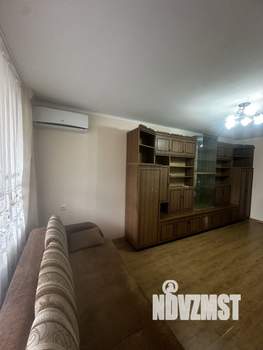 2-к квартира, вторичка, 57м2, 1/19 этаж