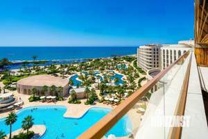 3-к квартира, вторичка, 270м2, 6/7 этаж