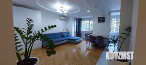 2-к квартира, вторичка, 62м2, 1/12 этаж