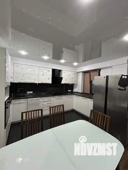 3-к квартира, вторичка, 92м2, 9/10 этаж