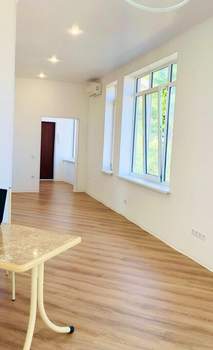 3-к квартира, вторичка, 70м2, 4/4 этаж