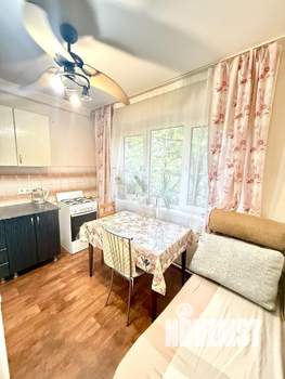 2-к квартира, вторичка, 52м2, 1/5 этаж