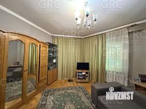 4-к квартира, вторичка, 106м2, 1/6 этаж