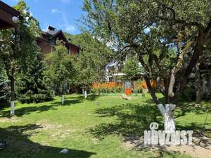 3-к квартира, вторичка, 100м2, 2/4 этаж