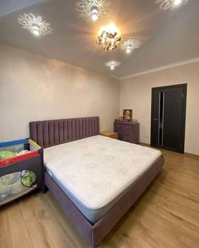 2-к квартира, вторичка, 52м2, 1/4 этаж
