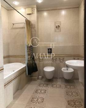 3-к квартира, вторичка, 90м2, 4/6 этаж