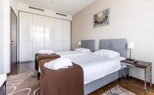 3-к квартира, вторичка, 140м2, 11/16 этаж