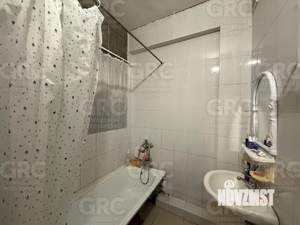 2-к квартира, вторичка, 68м2, 1/5 этаж