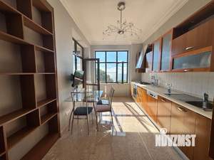 3-к квартира, вторичка, 110м2, 5/7 этаж