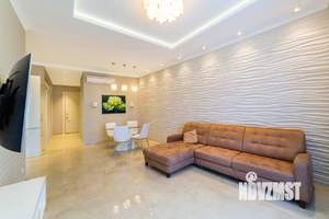 3-к квартира, вторичка, 120м2, 17/27 этаж