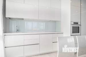 3-к квартира, вторичка, 98м2, 8/18 этаж