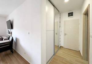3-к квартира, вторичка, 70м2, 3/21 этаж