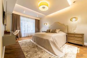 3-к квартира, вторичка, 180м2, 10/12 этаж