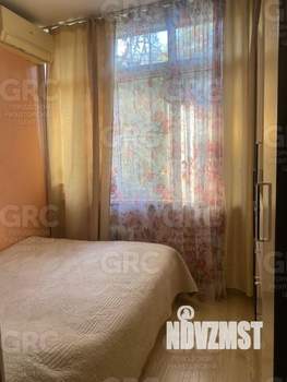 Студия квартира, вторичка, 42м2, 1/1 этаж