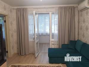 2-к квартира, вторичка, 42м2, 1/5 этаж