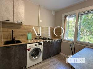 2-к квартира, вторичка, 52м2, 1/5 этаж