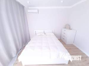 3-к квартира, вторичка, 74м2, 8/25 этаж