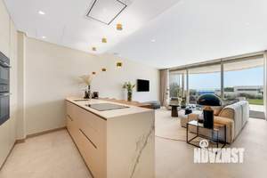 3-к квартира, вторичка, 60м2, 1/5 этаж