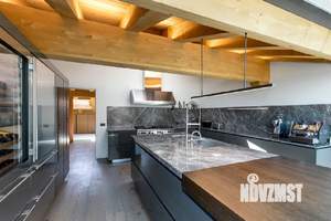 4-к квартира, вторичка, 130м2, 4/4 этаж