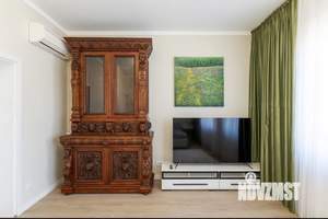 3-к квартира, вторичка, 140м2, 7/12 этаж