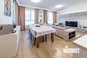 2-к квартира, вторичка, 80м2, 3/5 этаж