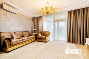 2-к квартира, вторичка, 56м2, 7/17 этаж