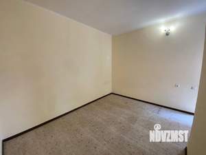 2-к квартира, вторичка, 26м2, 1/3 этаж