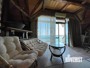 4-к квартира, вторичка, 238м2, 4/4 этаж