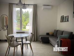 2-к квартира, вторичка, 59м2, 1/4 этаж
