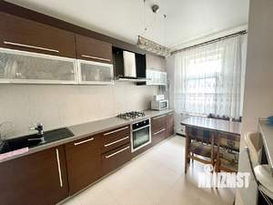 3-к квартира, вторичка, 76м2, 10/10 этаж
