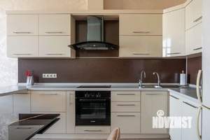 2-к квартира, вторичка, 60м2, 24/24 этаж