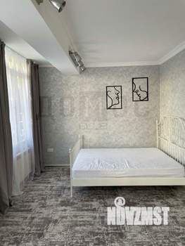 Студия квартира, вторичка, 37м2, 1/5 этаж