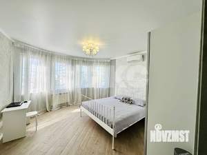 2-к квартира, вторичка, 57м2, 7/19 этаж