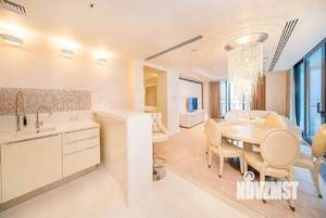 3-к квартира, вторичка, 180м2, 24/27 этаж