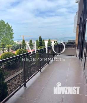 2-к квартира, вторичка, 62м2, 1/4 этаж