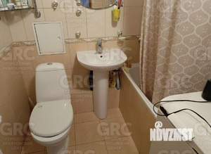 2-к квартира, вторичка, 44м2, 1/4 этаж