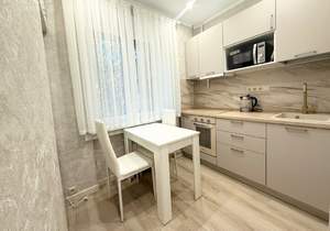 2-к квартира, вторичка, 42м2, 1/5 этаж