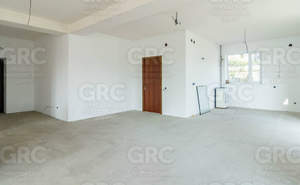 3-к квартира, вторичка, 89м2, 1/5 этаж