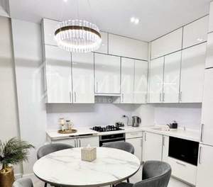 2-к квартира, вторичка, 60м2, 1/2 этаж