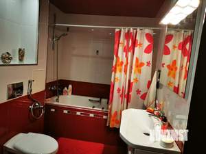 2-к квартира, вторичка, 61м2, 1/5 этаж