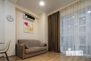 Студия квартира, вторичка, 32м2, 3/13 этаж