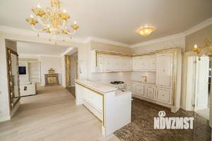 4-к квартира, вторичка, 200м2, 24/25 этаж