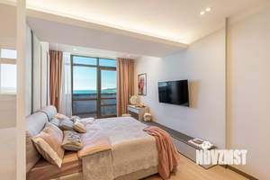 3-к квартира, вторичка, 70м2, 22/25 этаж